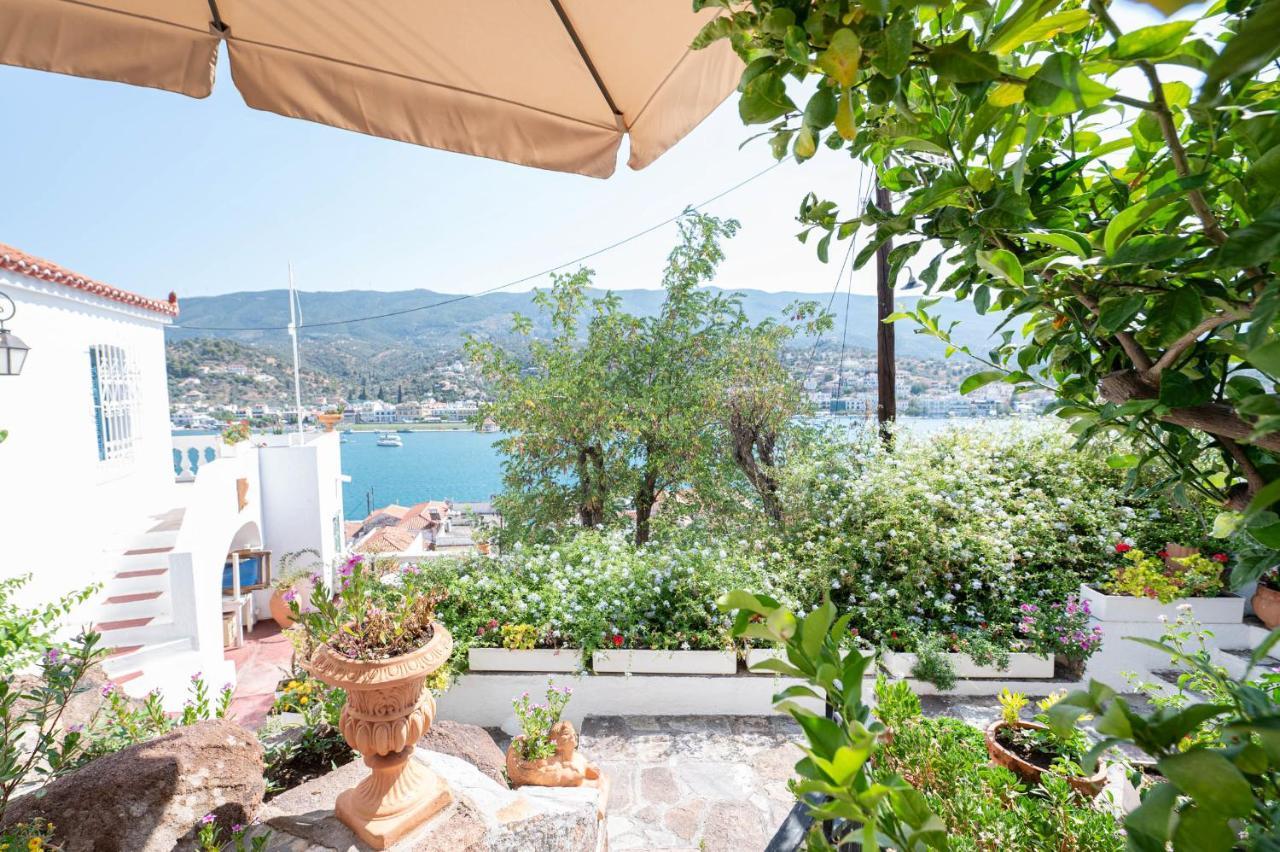Traditional House Under The Clock Tower With Sweet View Poros Town Exteriér fotografie